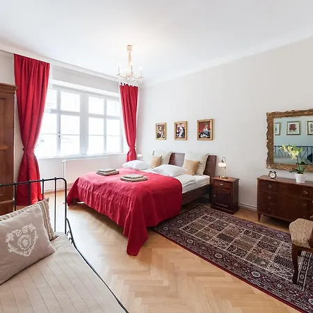 Elegant Vienna