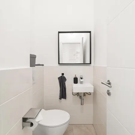 Near Volksoper - Modern, Big, Central, Cosy Apartment Vienna