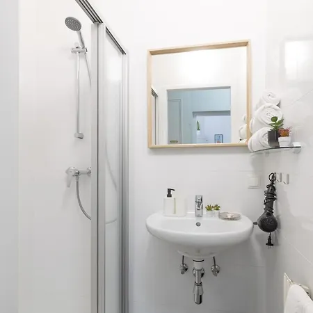 Yeshello Station Apartment