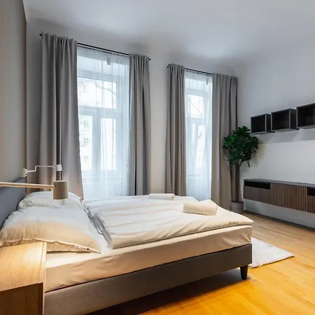 Trendy With - Smart Tv, Coffee Machine In Meidling Apartment Vienna