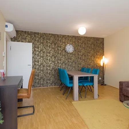Linzerstrasse Apartment Vienna