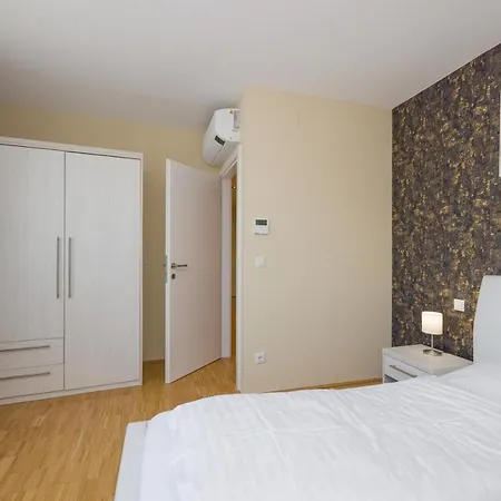 Apartment Linzerstrasse *