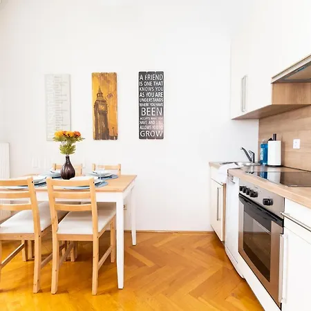 Apartment Deluxe Near Hauptbahnhof