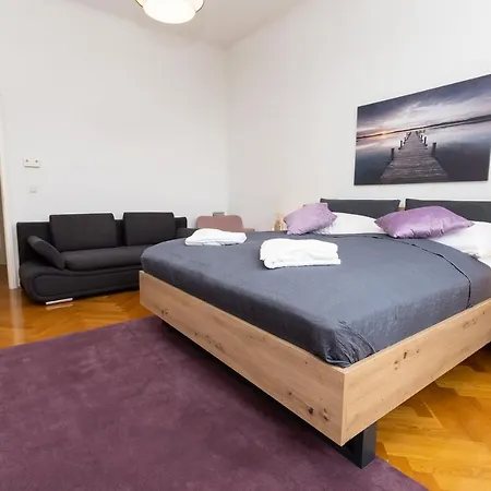 Apartment Deluxe Near Hauptbahnhof *