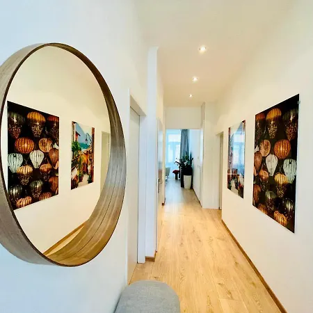 Apartment Colorful & Quiet In Beautiful Viennese Building