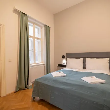 Premium In Erstklassiger Lage I Levestate