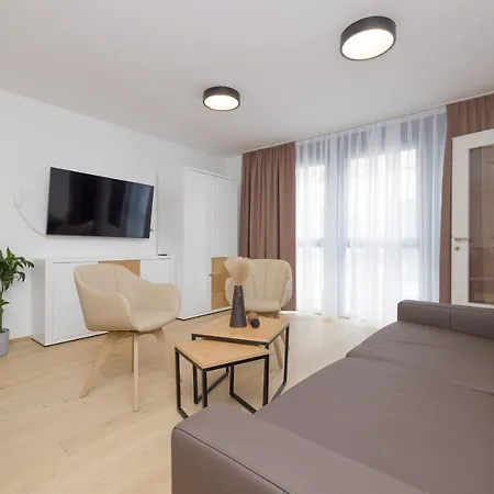 Yourapartment Theresien Διαμέρισμα *