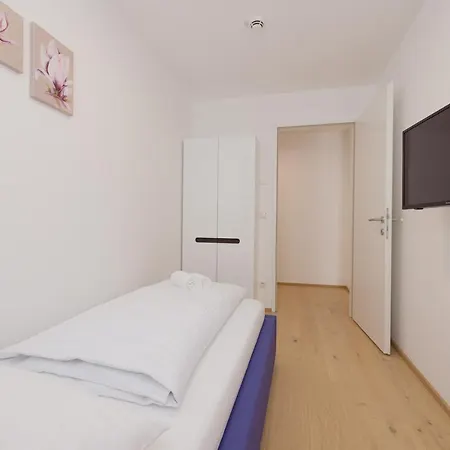 Yourapartment Theresien