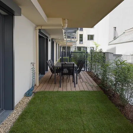 Yourapartment Theresien *