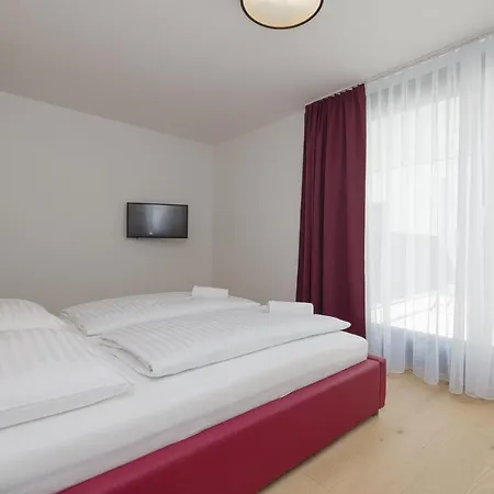 Yourapartment Theresien Apartment *