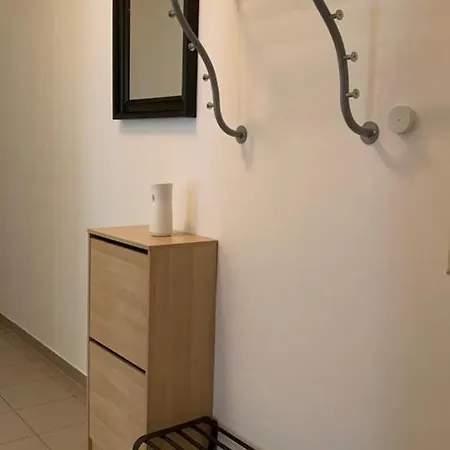Modern Flat Incl Parking, Near Metro U1 Appartement Vienne