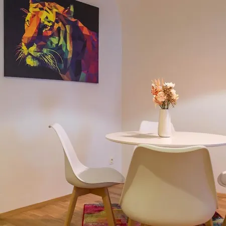 Servus At Naschmarkt Ii Apartment