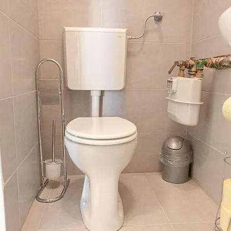 Cozy 2Br Apt. Near Akh Hospital-Ideal For Longstay Vienna