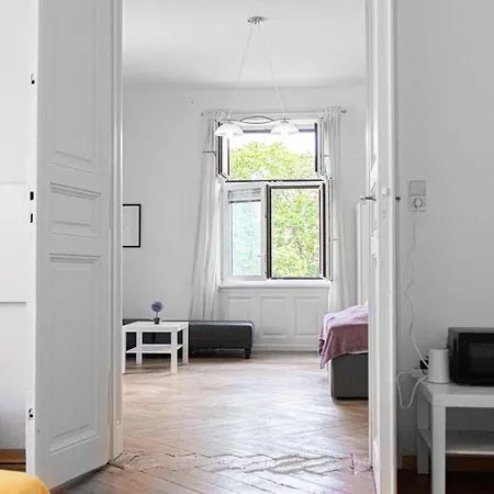 Cozy 2Br Apt. Near Akh Hospital-Ideal For Longstay *