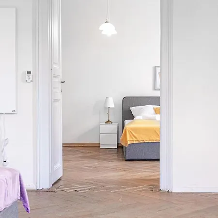 Cozy 2Br Apt. Near Akh Hospital-Ideal For Longstay