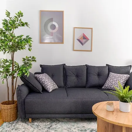 King Bed Home, 3 Bed Rooms, Perfect For Long Term Apartment Vienna