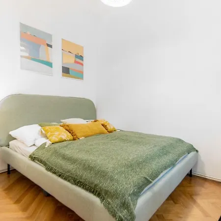 Apartment Handelskai 206 Top 6 *