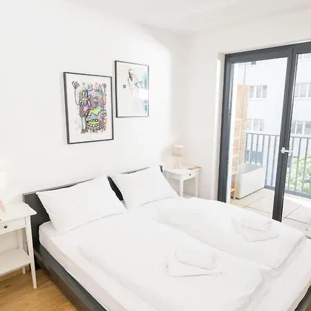 Ottakring Balcony Apartament Wiedeń