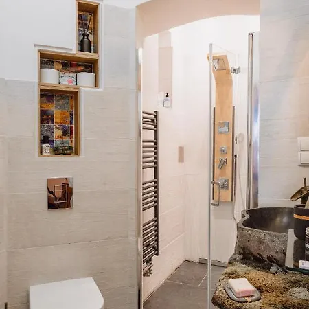 Apartment The Gallery No.4 *