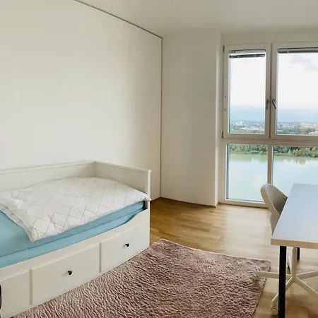 Luxury Waterfront Sky Apartment