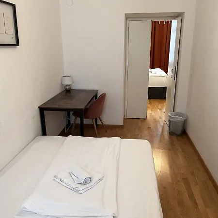 Casa Nostra - Zentrale Am Augarten