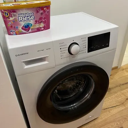 1 Apartment