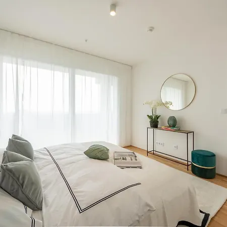 Apartmán Gruen & Urban - Direkt An Der Therme - 15 Minuten Ins Zentrum Vídeň