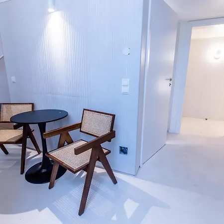 Grosszuegiges Mit Lounge Naehe Naschmarkt Apartment Vienna