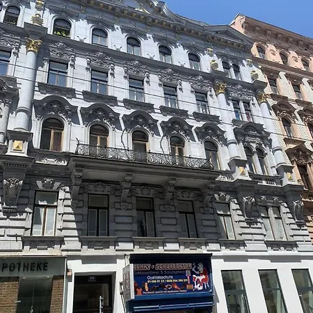 Grosszuegiges Mit Lounge Naehe Naschmarkt * Vienna