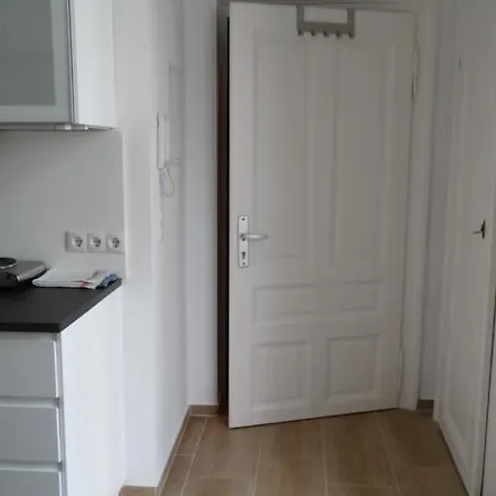 Ruhige Art-garconniere Mit Balkon Vienna