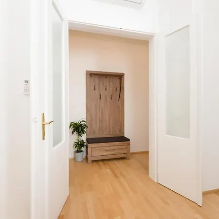 Yourapartment City Center * Wien