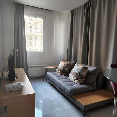 Elegant Cozy