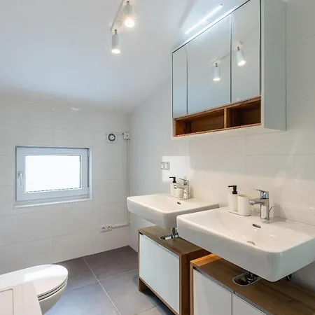 Open Space With Free Parking - Leopoldstadt Apartmán *
