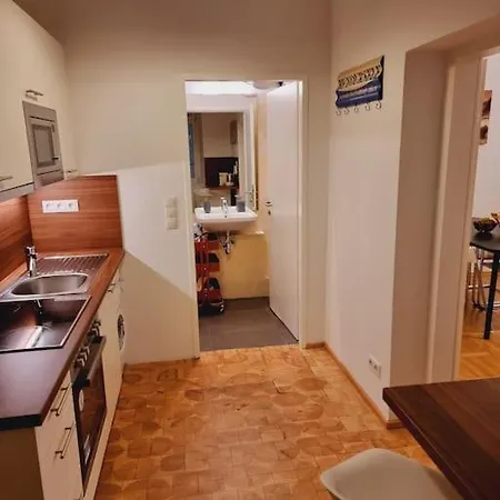 Sissi Royal - Inner 4 Bedroom Apartment