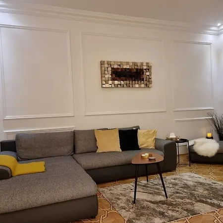 Apartment Sissi Royal - Inner 4 Bedroom