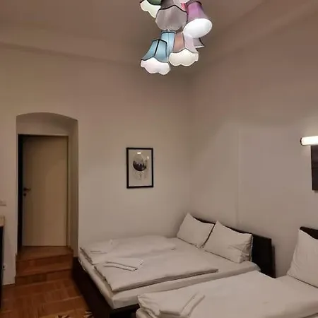 Apartment Sissi Royal - Inner 4 Bedroom