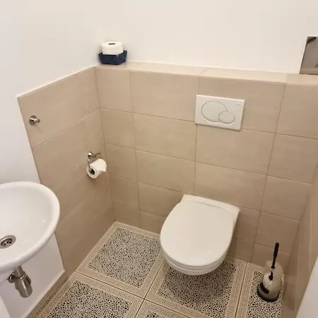 Sissi Royal - Inner 4 Bedroom Apartment Vienna