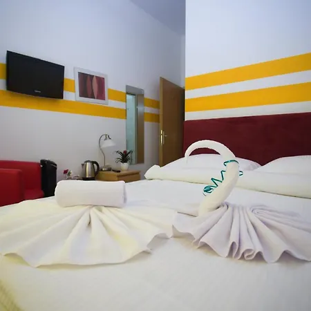 Hotel City Residence 3*