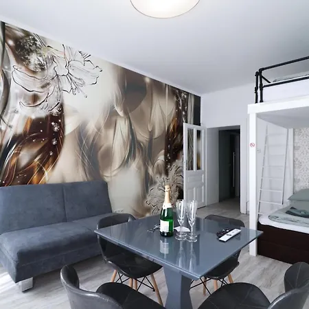 Cozynite Premium Favoriten * Vienna