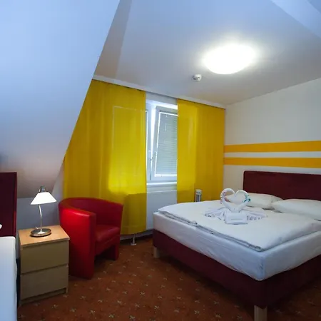 Hotel Hotel City Residence 3*