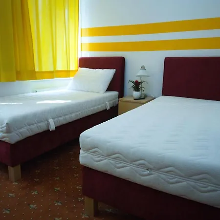 Hotel City Residence 3*
