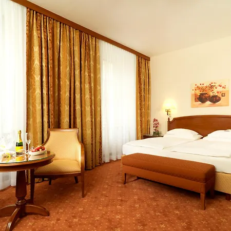 Stefanie - Vienna's Oldest Hotel 4*