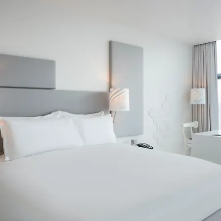 So/ Hotel 5*