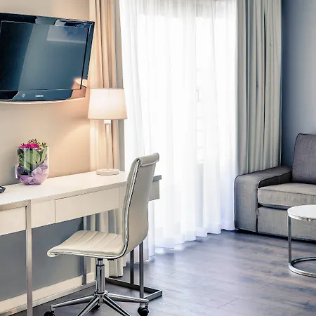 Mercure Raphael Hotel