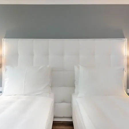 Hotel Mercure Raphael 4*