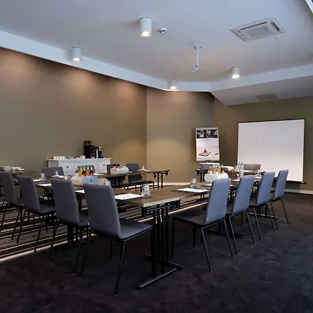 Mercure Raphael Hotel
