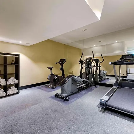 Mercure Raphael 4*