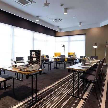 Mercure Raphael Hotel