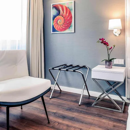 Mercure Raphael Wenen