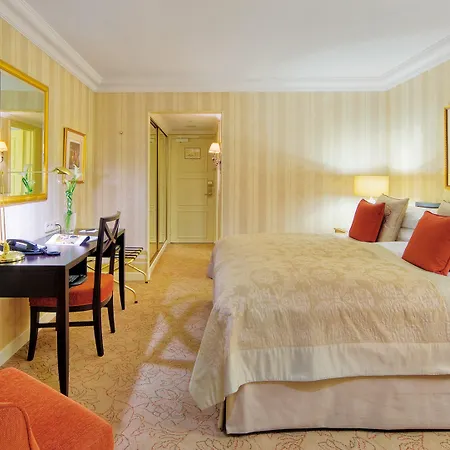 Otel Hilton Waterfront 4*